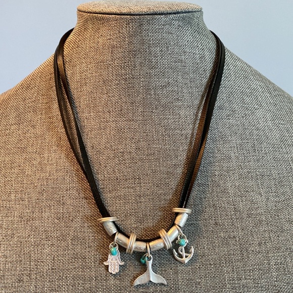 Branded JL Whale Tail Necklace - Picture 2 of 4